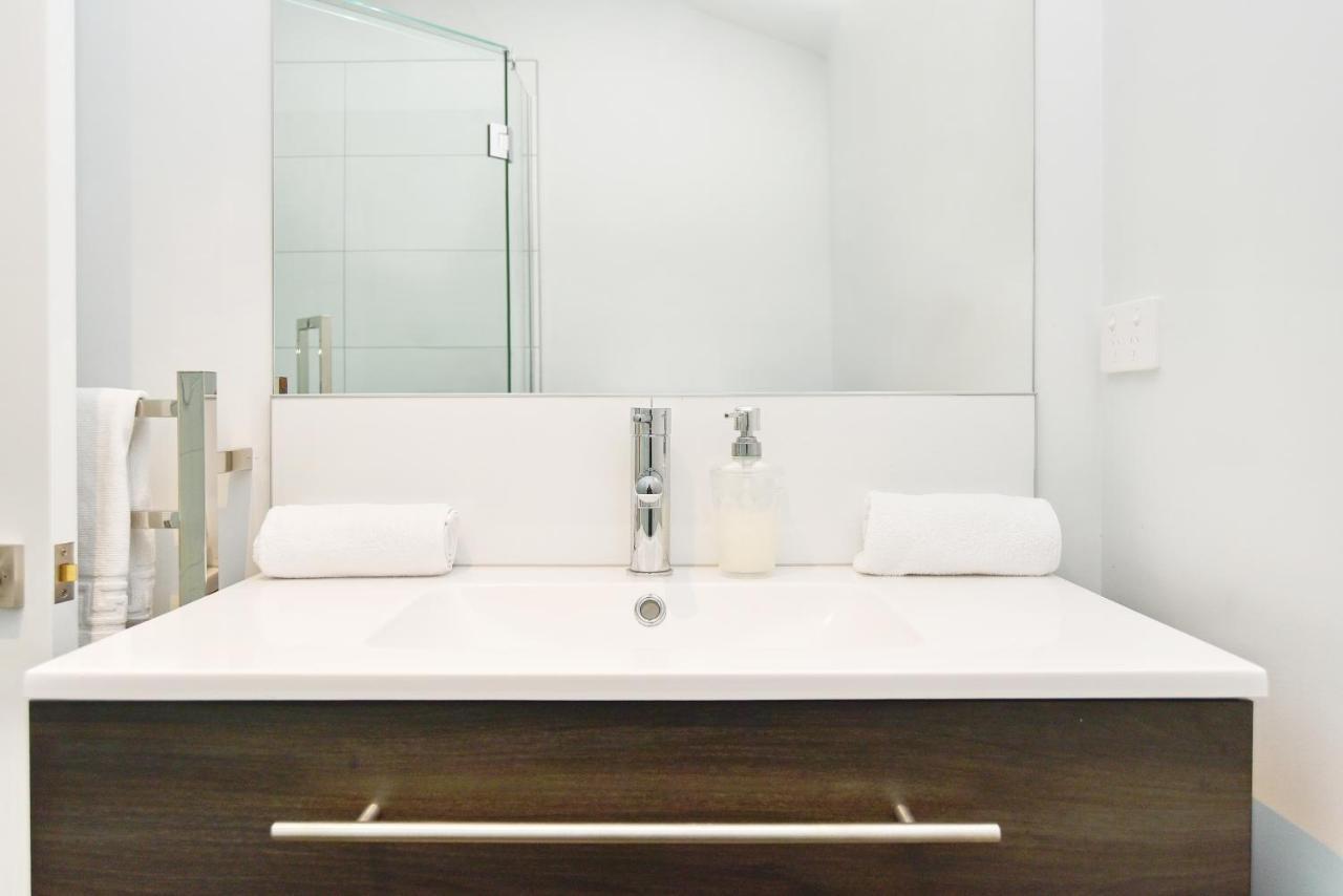 Salisbury Style - Modern City Apartment - Christchurch Holiday Homes Екстериор снимка